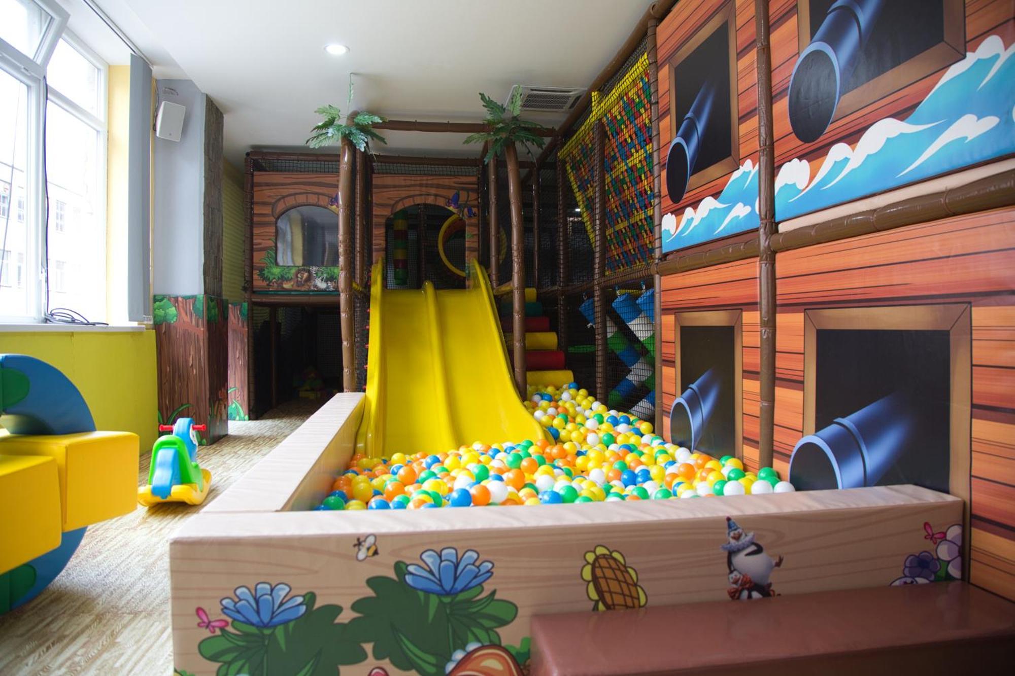 Motel Olympland 特鲁特诺夫 外观 照片